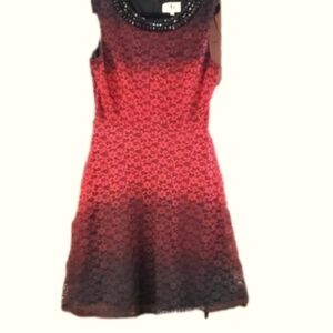 Sd COLLECTIONS RED/BLACK LACE Size 8
